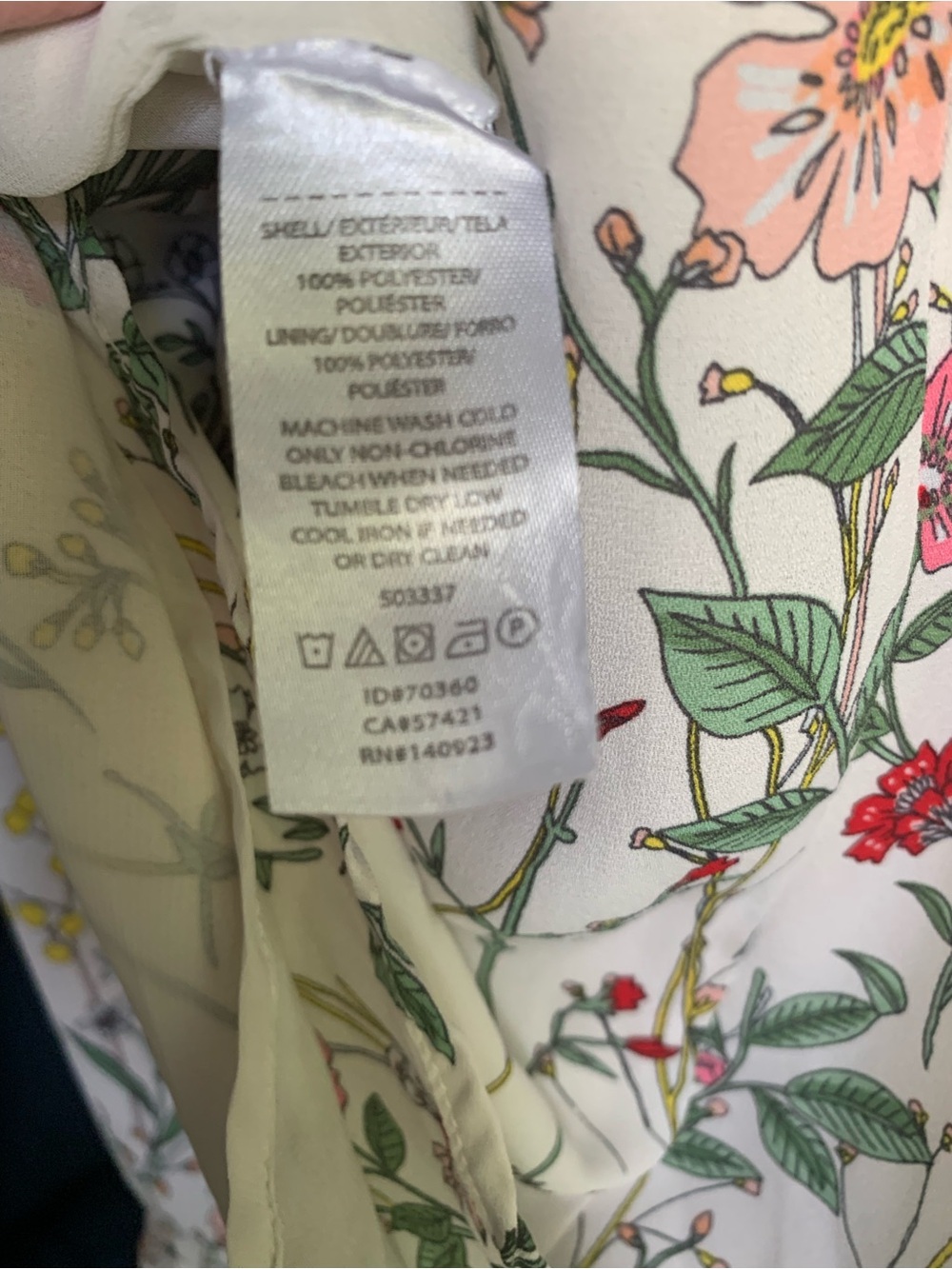 LOFT size XL White V-Neck Blouse with Bright Florals Accents - Picture 3 of 3
